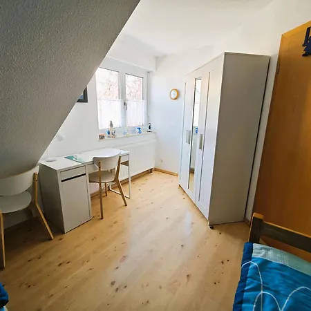 Schulstrasse 10a